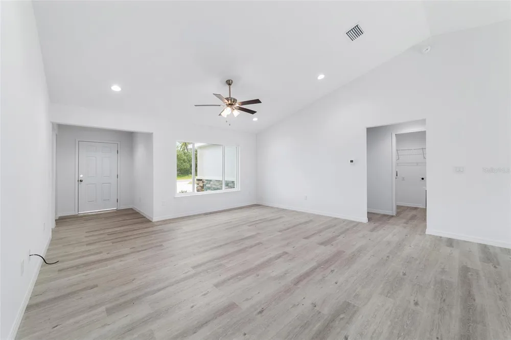 22060 SW NEPTUNE BOULEVARD Dunnellon, FL 34431
