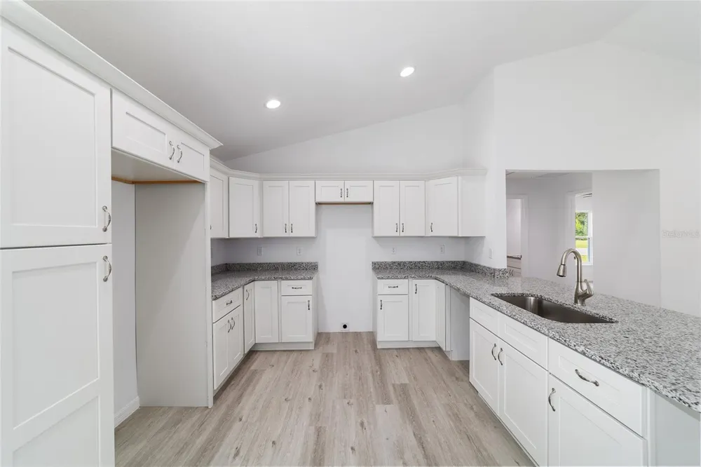 22060 SW NEPTUNE BOULEVARD Dunnellon, FL 34431