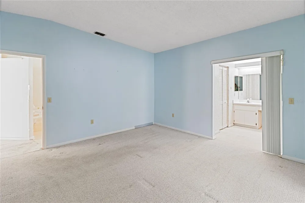 3433 GLEN ABBEY LANE Lakeland, FL 33810