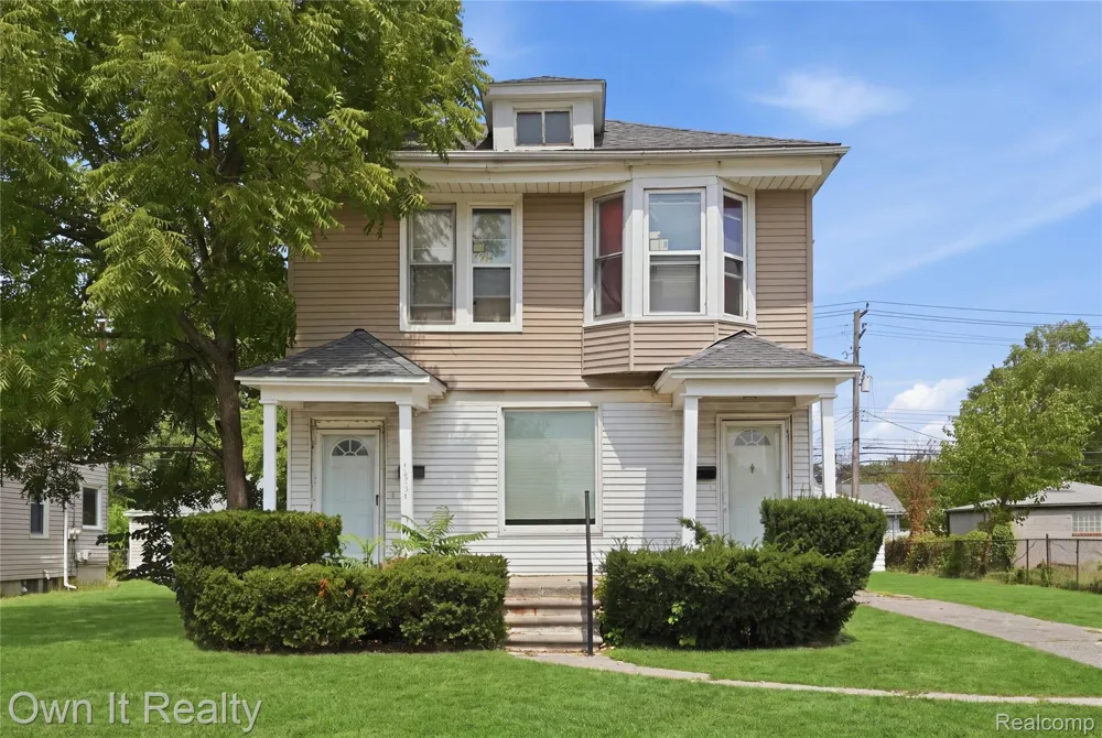 14761 Stephens Drive Eastpointe City, MI 48021