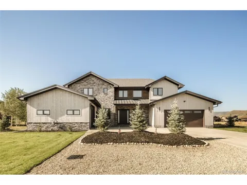 1735 Mountain Sky Lane