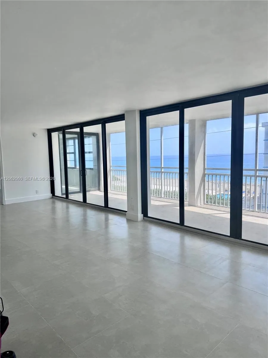 911 Ocean Dr #503 Juno Beach, FL 33408