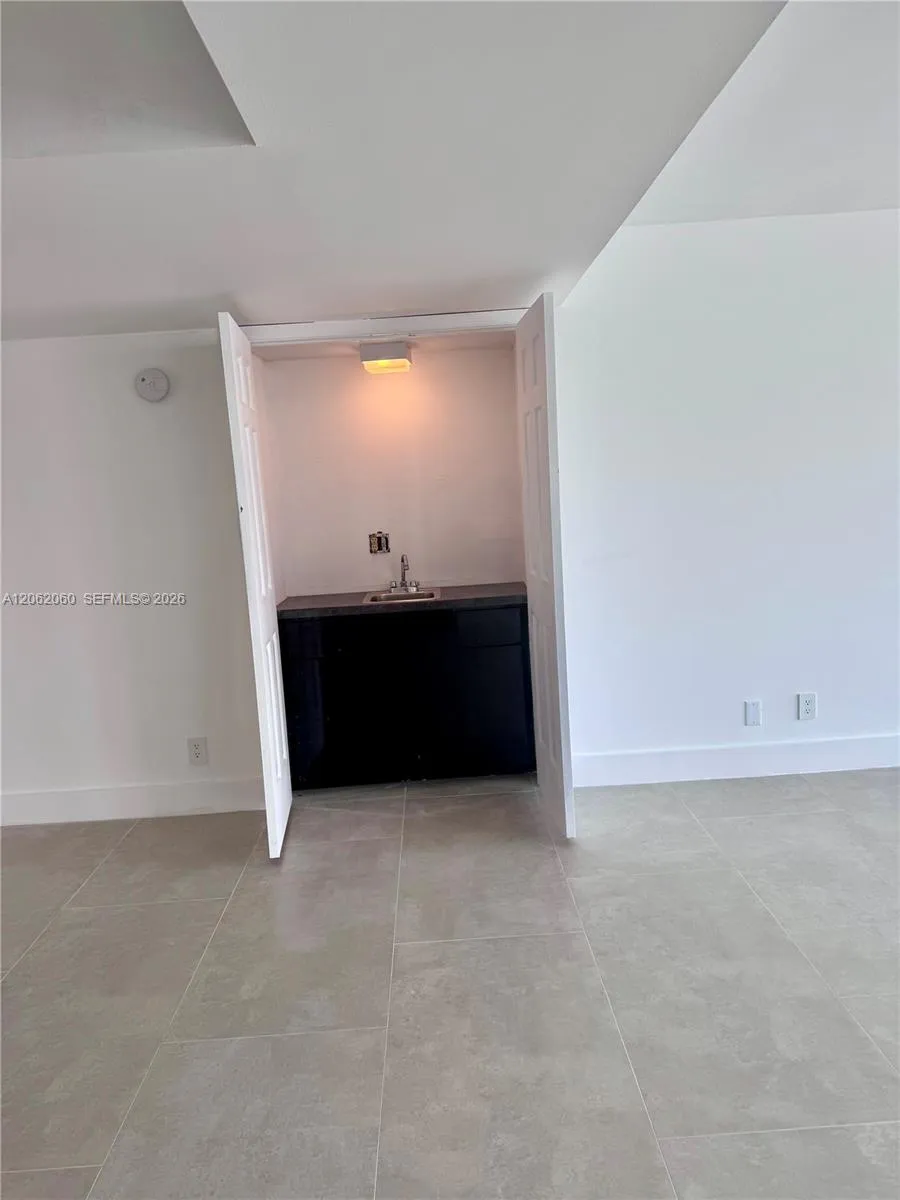 911 Ocean Dr #503 Juno Beach, FL 33408