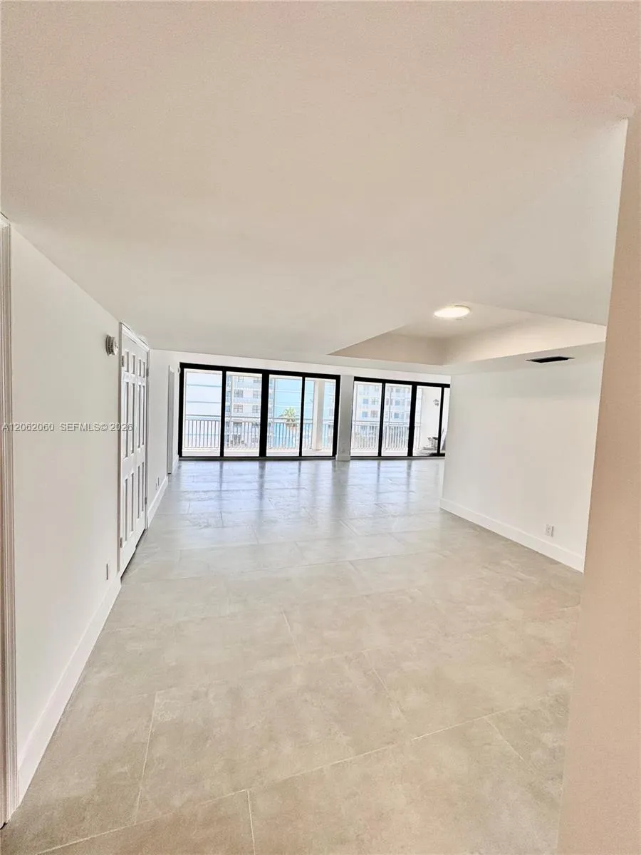 911 Ocean Dr #503 Juno Beach, FL 33408