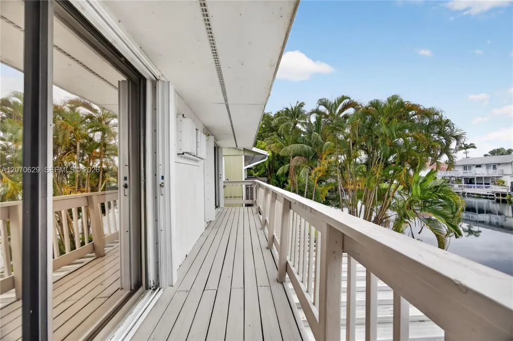 8210 SW 96th Ct Miami, FL 33173