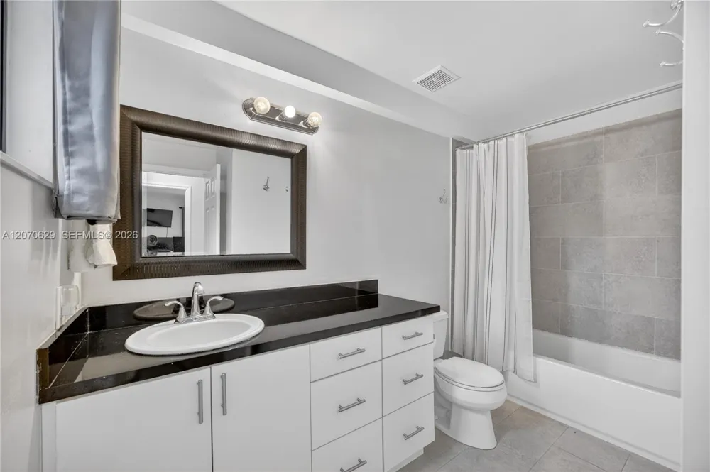 8210 SW 96th Ct Miami, FL 33173