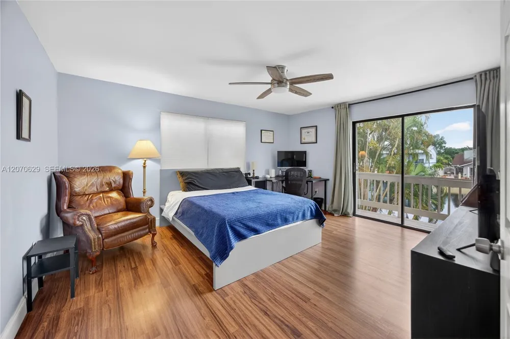 8210 SW 96th Ct Miami, FL 33173