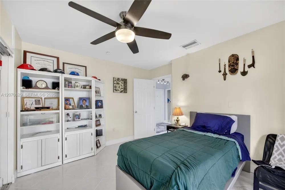 8210 SW 96th Ct Miami, FL 33173