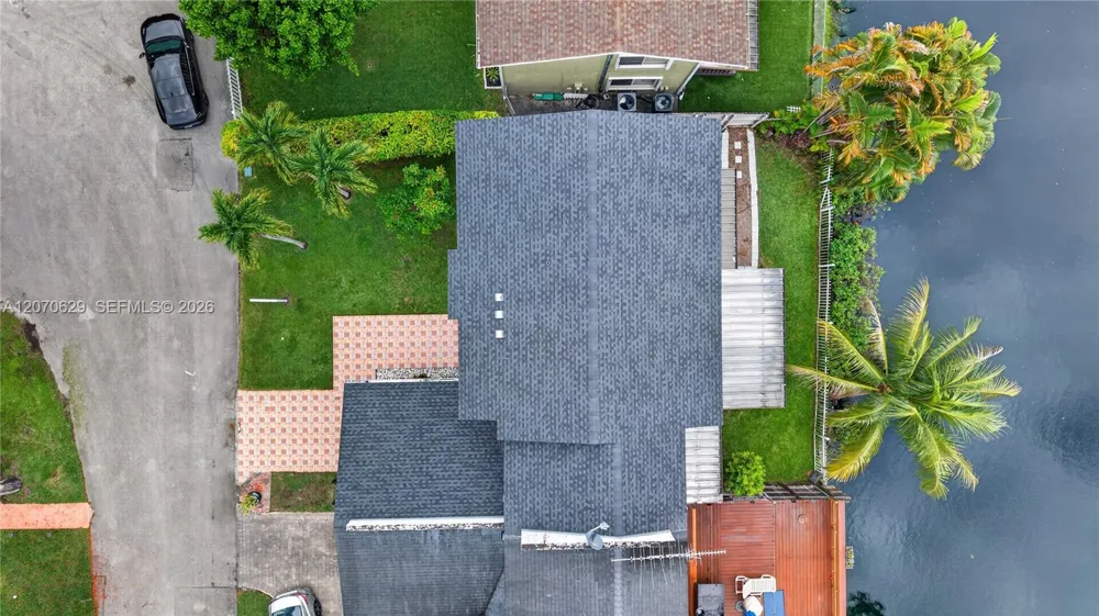 8210 SW 96th Ct Miami, FL 33173
