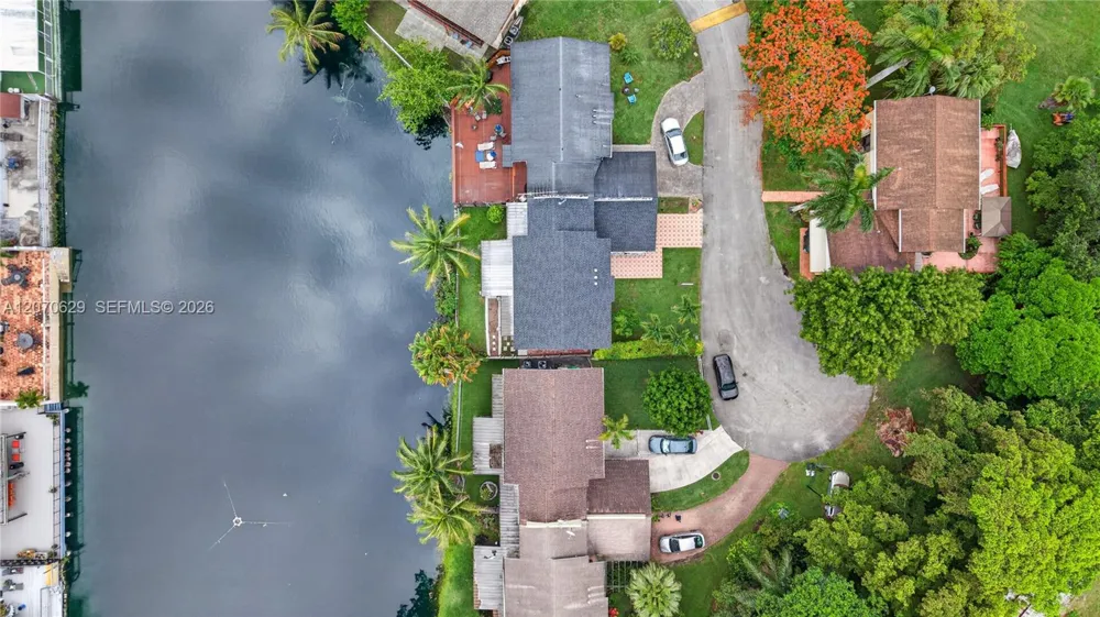 8210 SW 96th Ct Miami, FL 33173