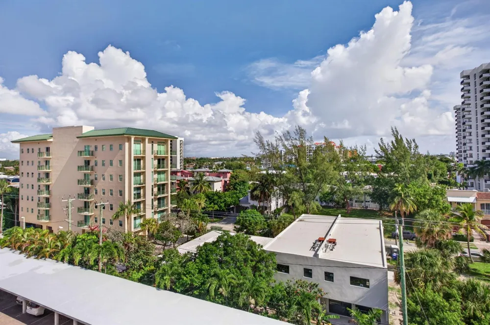 405 OCEAN BOULEVARD #611 Pompano Beach, FL 33062