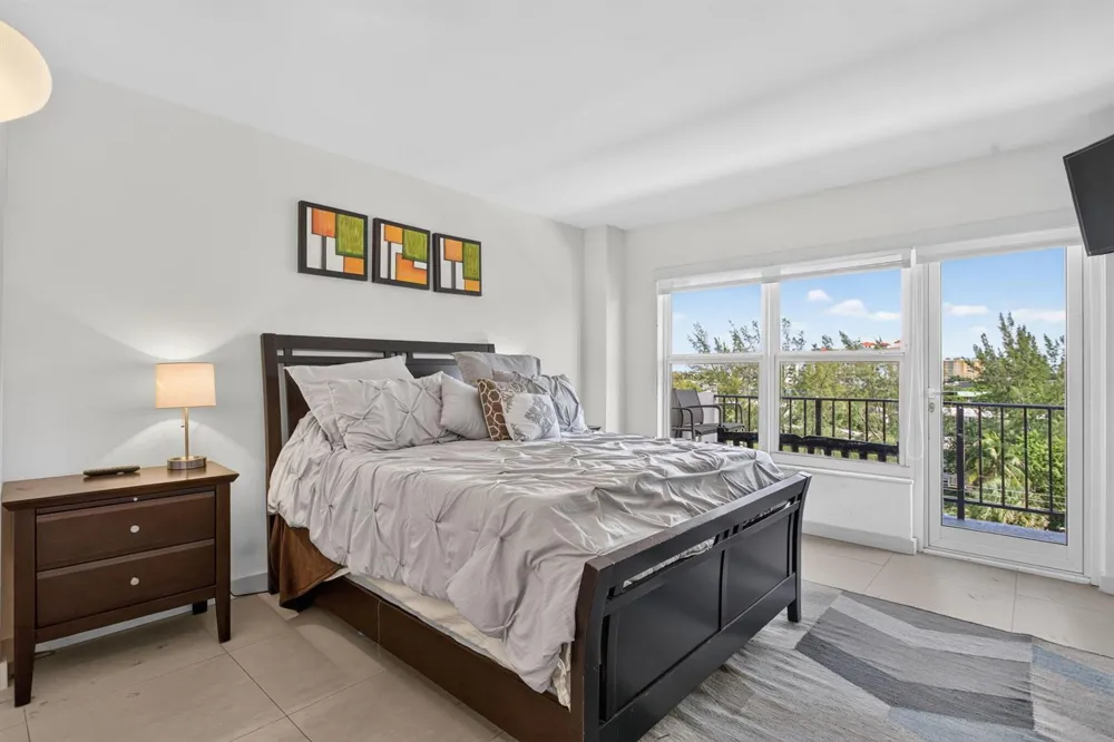405 OCEAN BOULEVARD #611 Pompano Beach, FL 33062