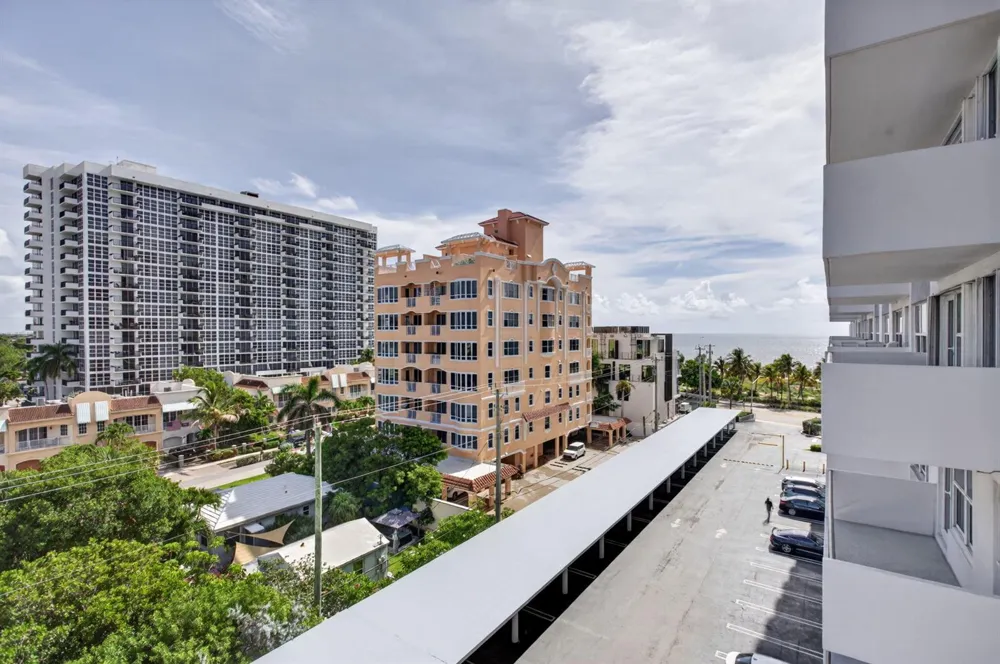 405 OCEAN BOULEVARD #611 Pompano Beach, FL 33062