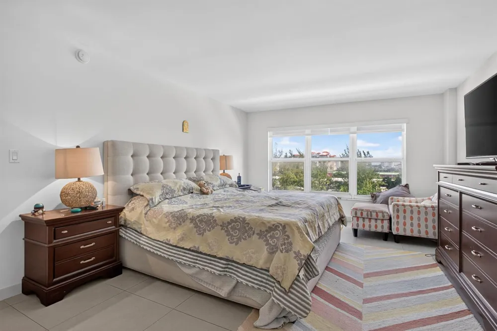 405 OCEAN BOULEVARD #611 Pompano Beach, FL 33062