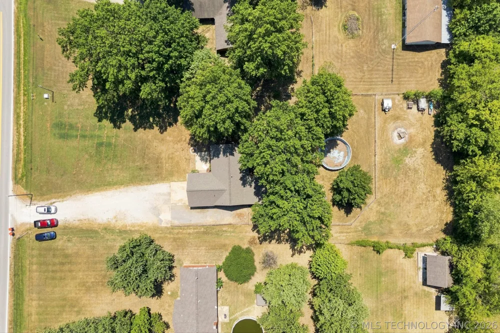 18136 S 4150 ROAD Claremore, OK 74017