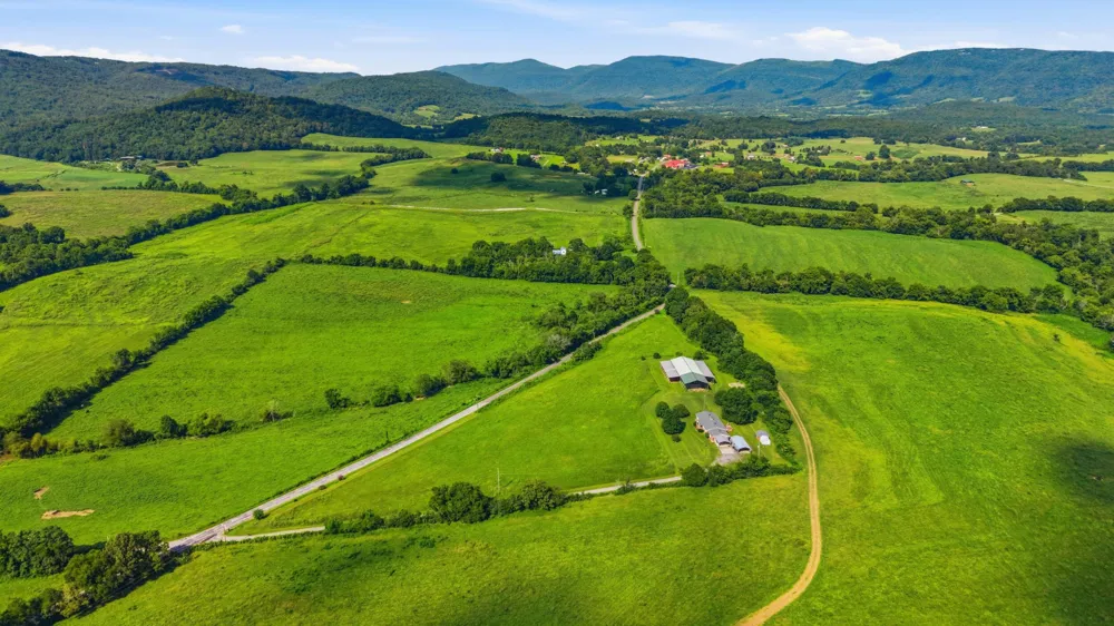 752 Old State Hwy 28 Pikeville, TN 37367