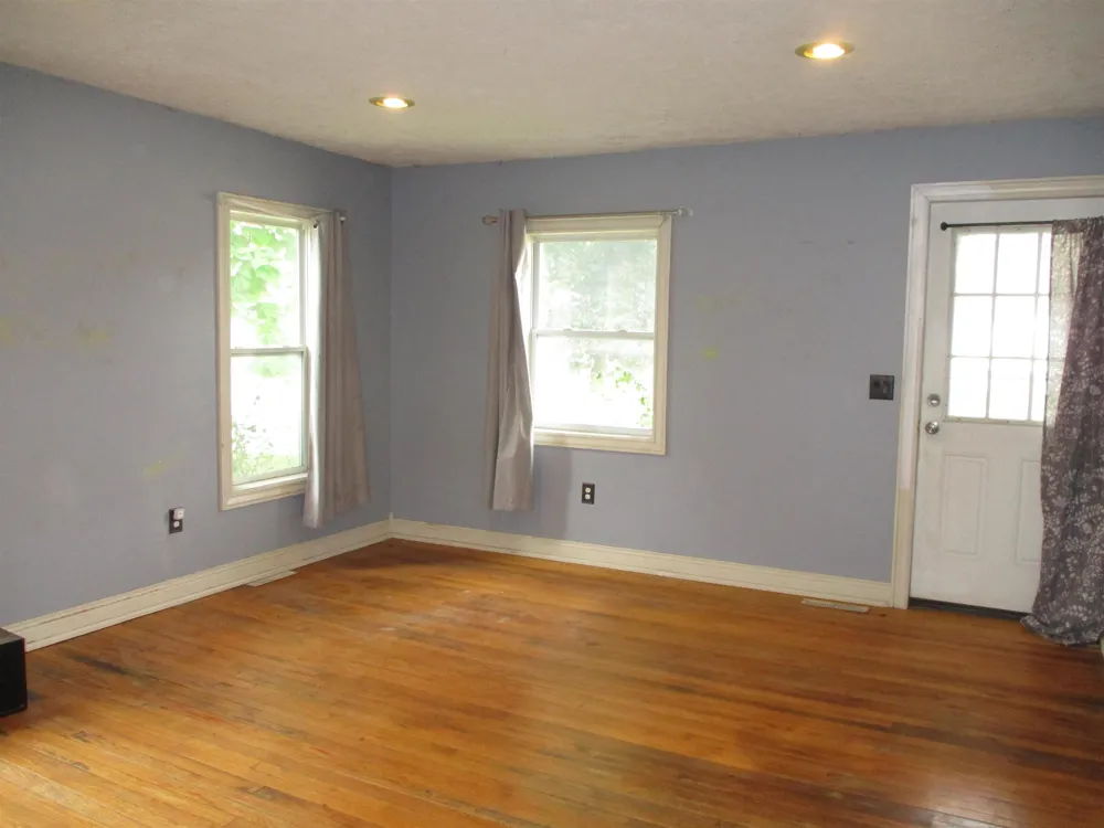 322 E Corunna Avenue Corunna City, MI 48817