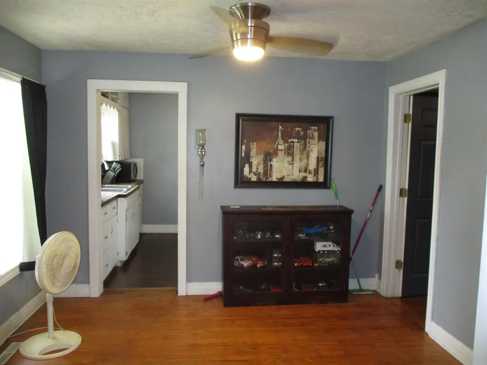 322 E Corunna Avenue Corunna City, MI 48817
