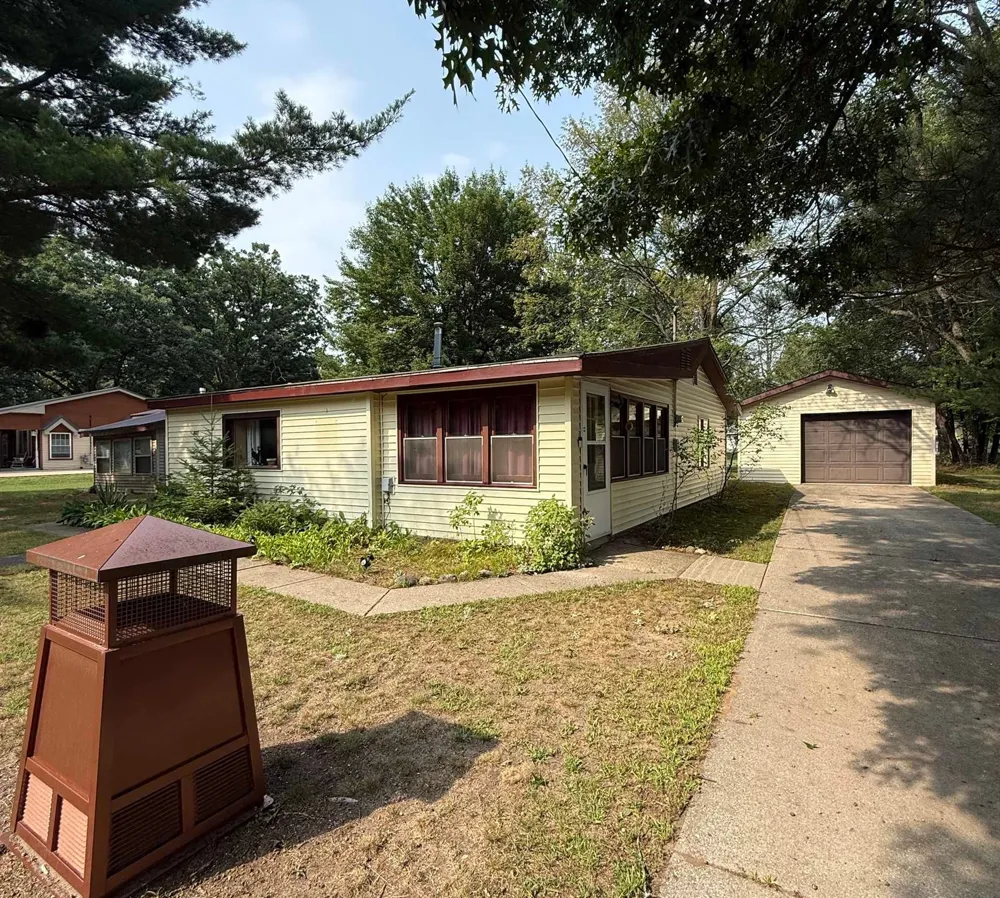 407 Hunter Drive Lincoln Township, MI 48632