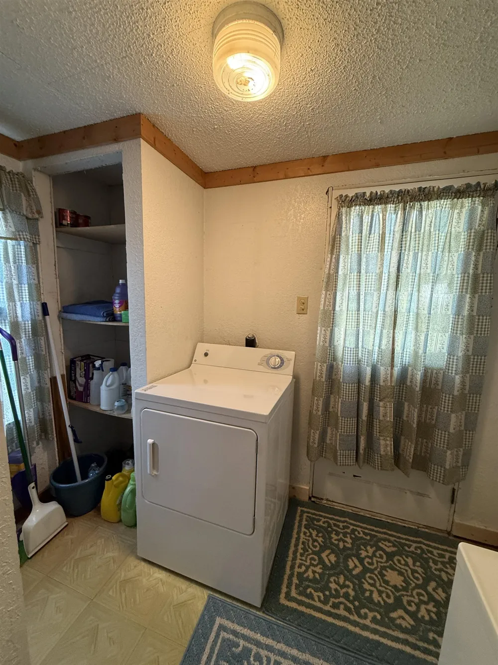 407 Hunter Drive Lincoln Township, MI 48632