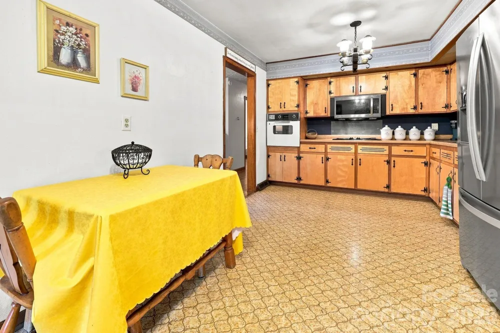 28 R and K Drive Waynesville, NC 28786