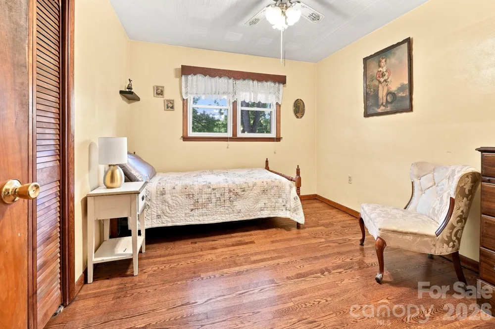 28 R and K Drive Waynesville, NC 28786