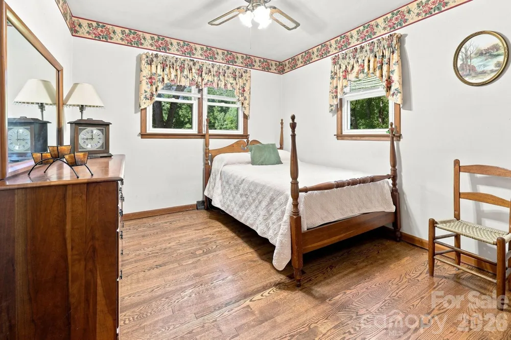 28 R and K Drive Waynesville, NC 28786