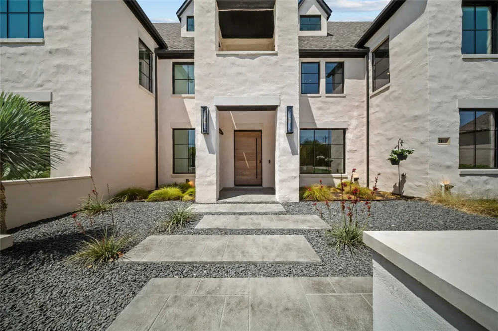 2400 Oak Bend Court Southlake, TX 76092