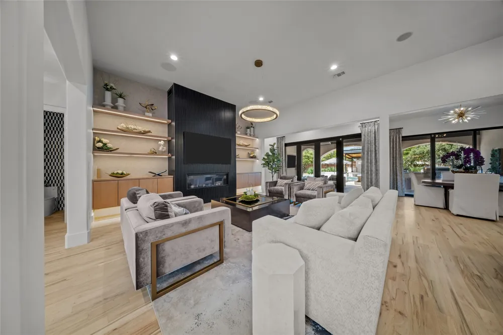 2400 Oak Bend Court Southlake, TX 76092