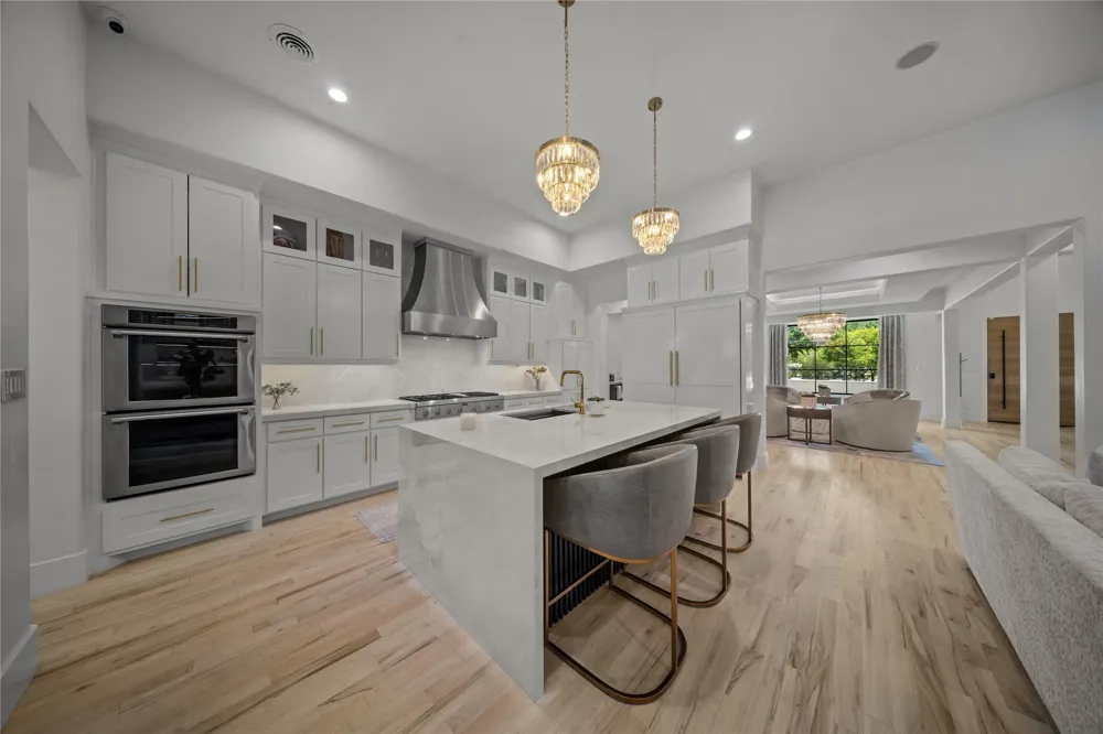 2400 Oak Bend Court Southlake, TX 76092