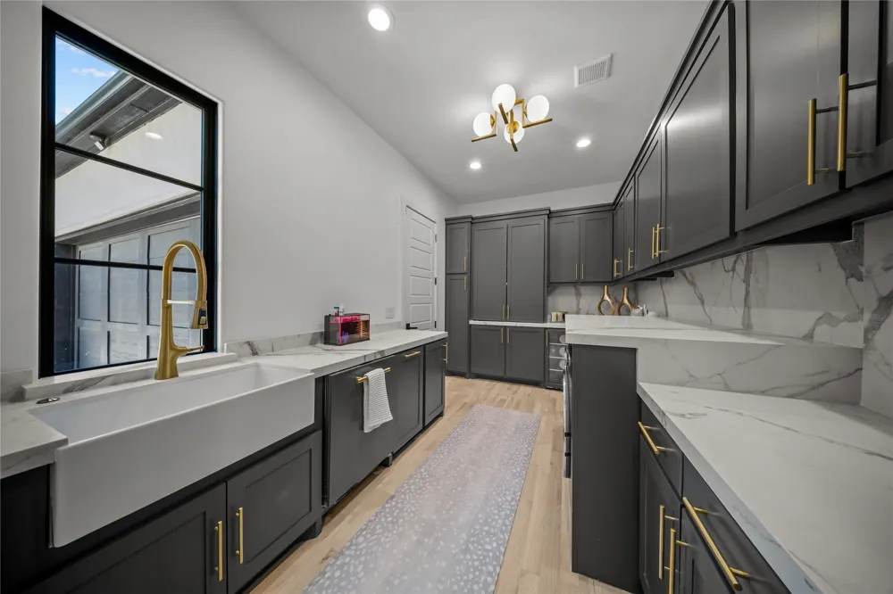 2400 Oak Bend Court Southlake, TX 76092