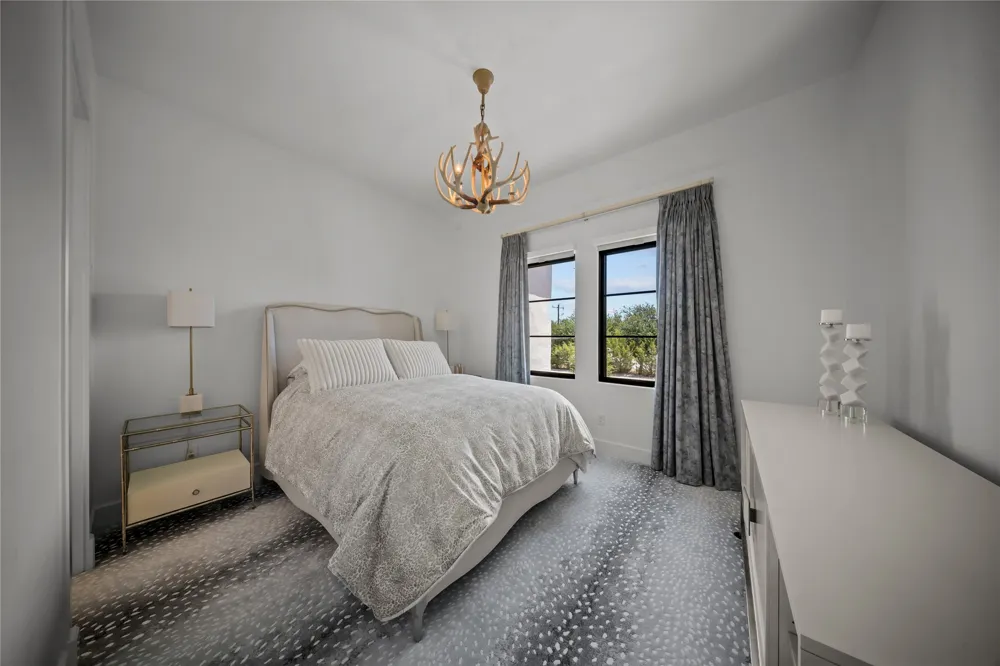2400 Oak Bend Court Southlake, TX 76092