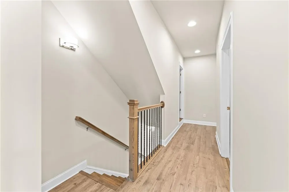 2028 Glenview Park Circle Duluth, GA 30097