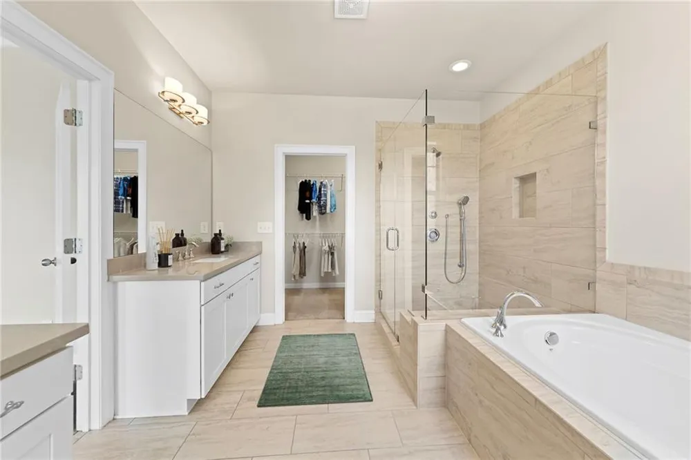 2028 Glenview Park Circle Duluth, GA 30097