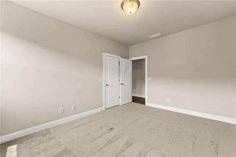 2028 Glenview Park Circle Duluth, GA 30097