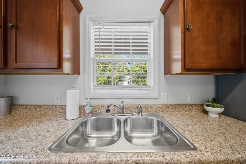 5705 Highgrove Place Wilmington, NC 28409