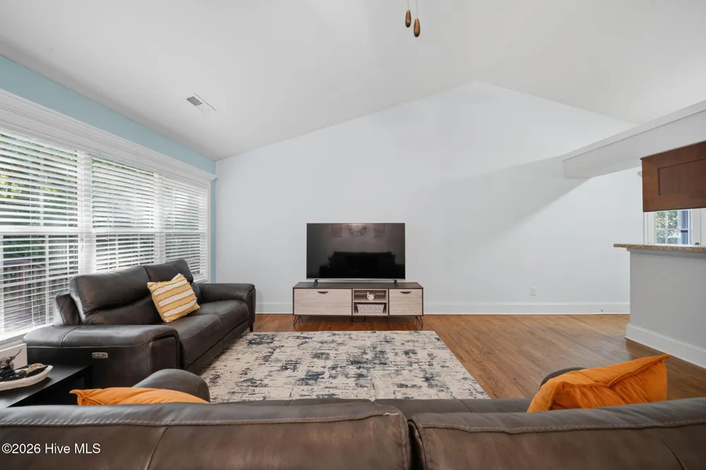 5705 Highgrove Place Wilmington, NC 28409