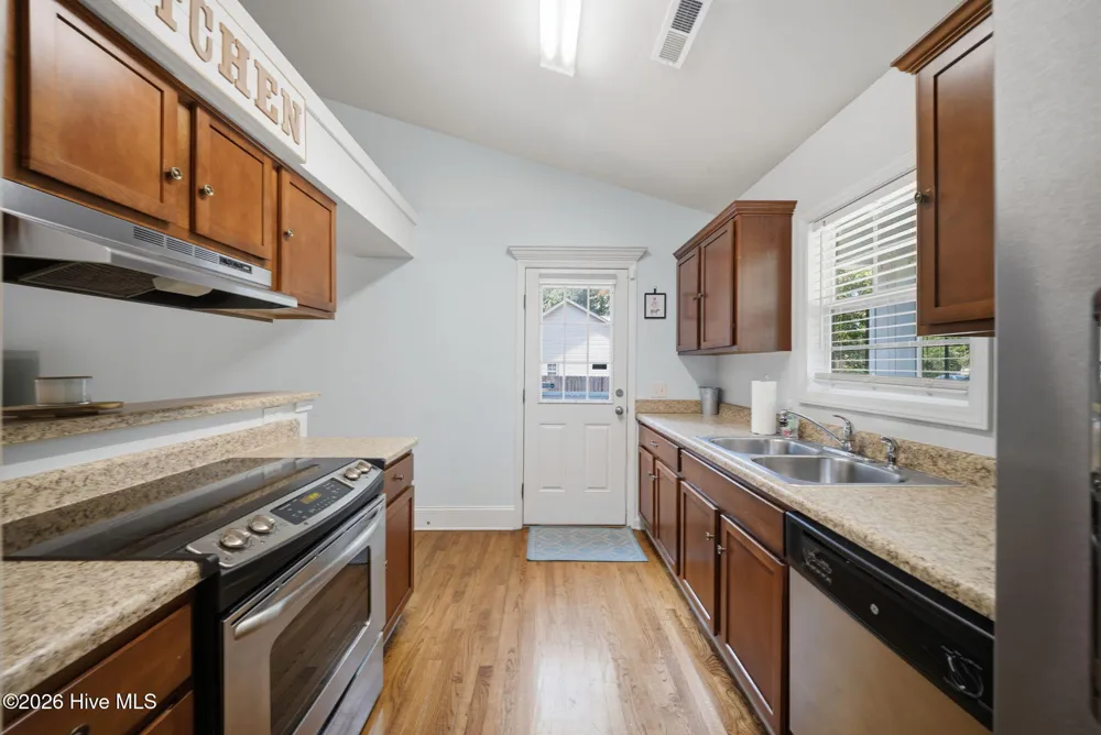 5705 Highgrove Place Wilmington, NC 28409