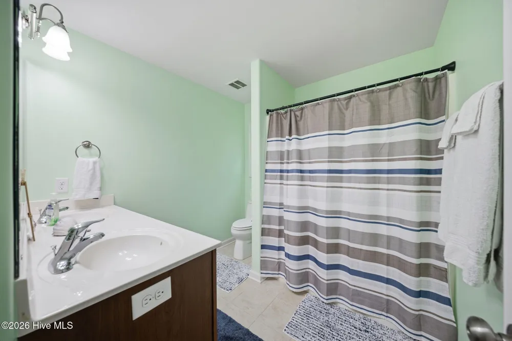 5705 Highgrove Place Wilmington, NC 28409