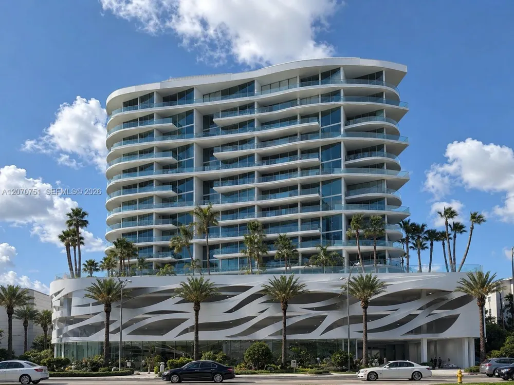 17550 Collins Ave #701 Sunny Isles Beach, FL 33160