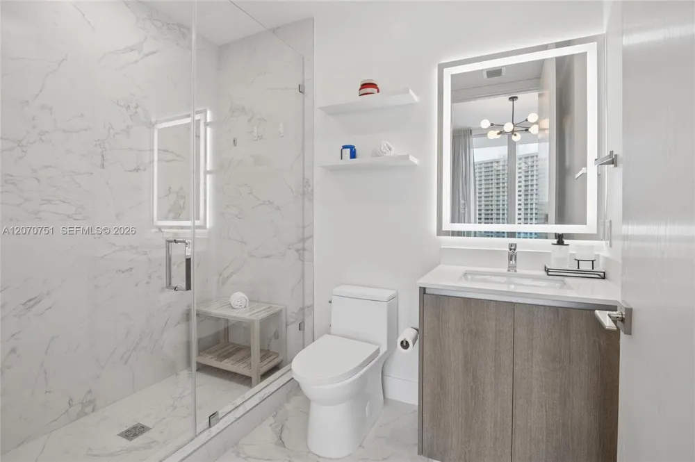 17550 Collins Ave #701 Sunny Isles Beach, FL 33160