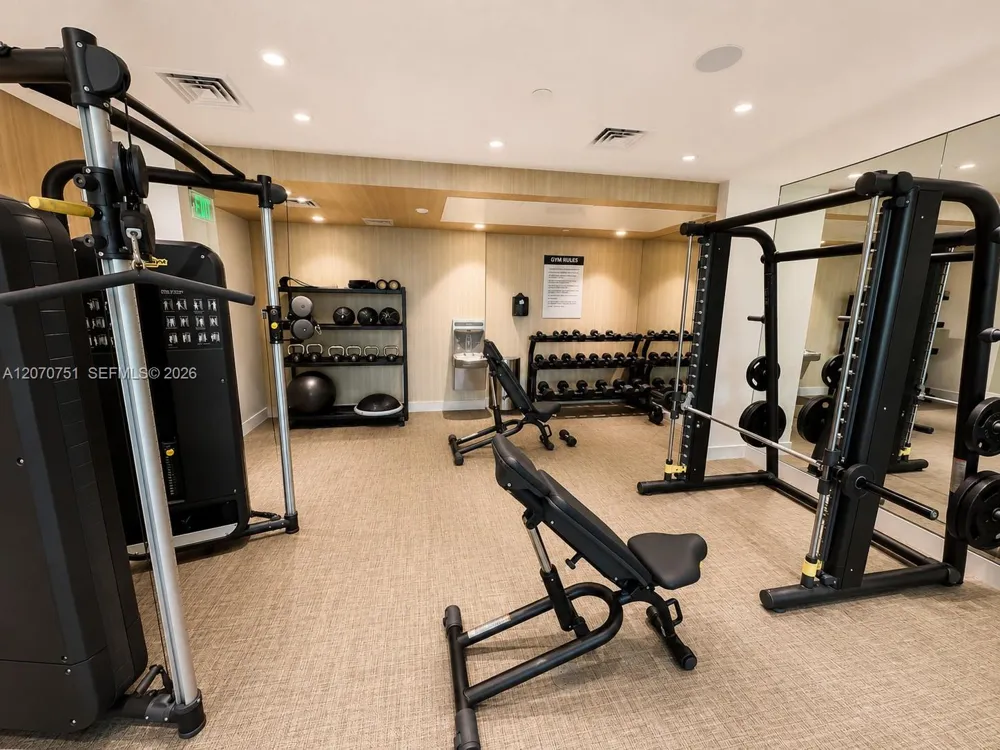 17550 Collins Ave #701 Sunny Isles Beach, FL 33160