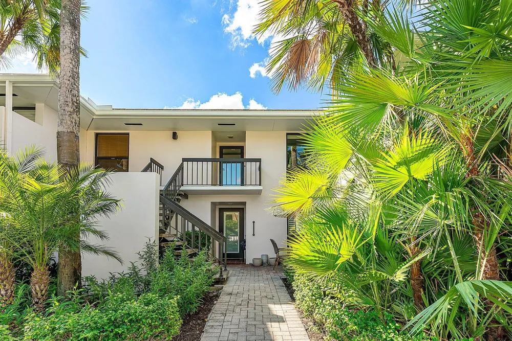3804 Quail Ridge Drive #Blue Heron Boynton Beach, FL 33436