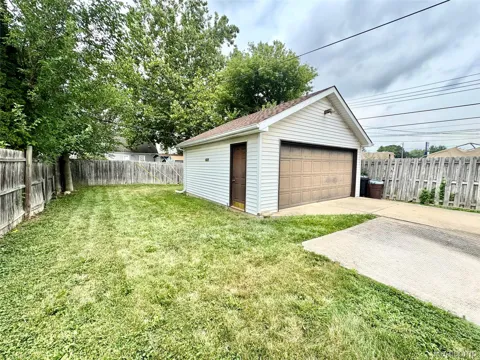 1930 Leblanc Avenue