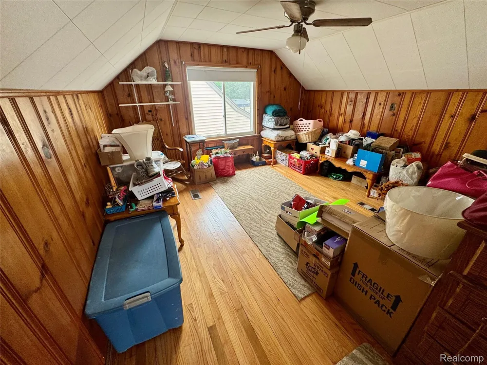 1930 Leblanc Avenue Lincoln Park City, MI 48146