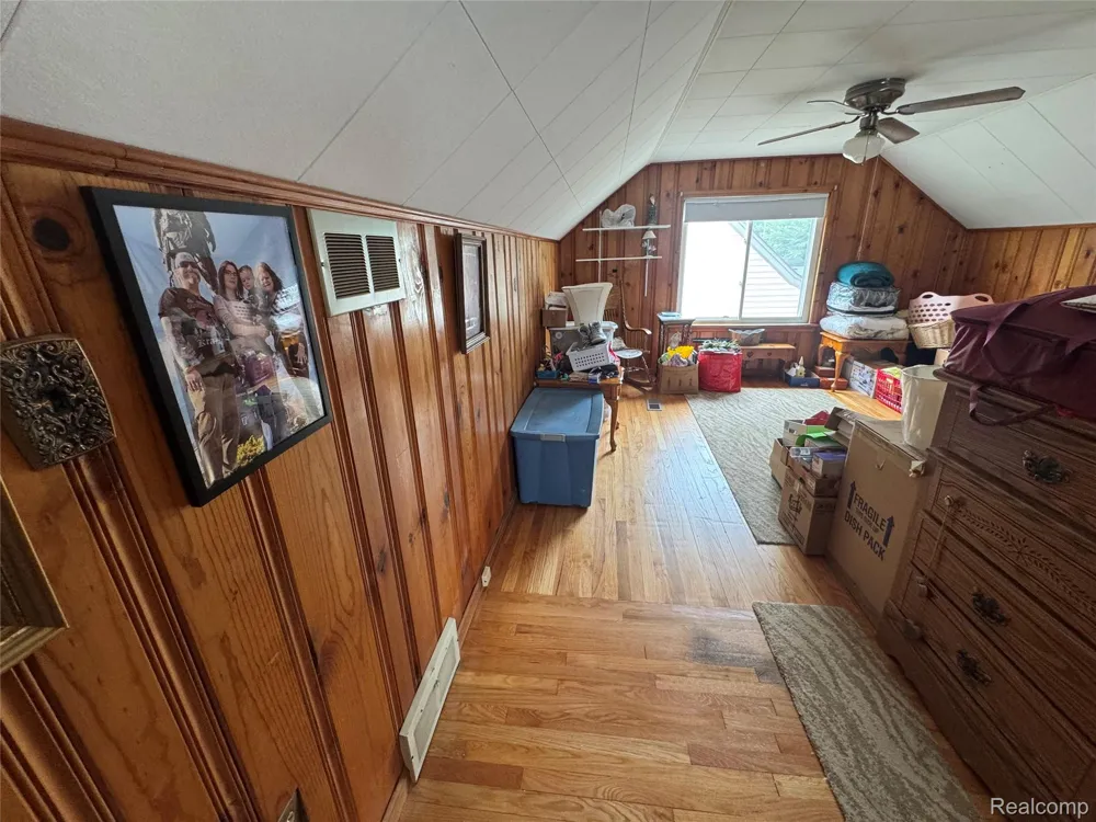 1930 Leblanc Avenue Lincoln Park City, MI 48146