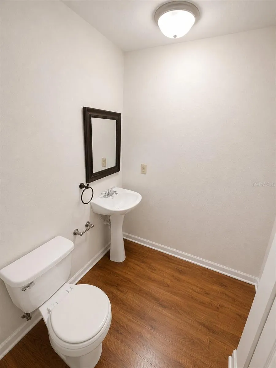 926 LAKE DESTINY ROAD #G Altamonte Springs, FL 32714