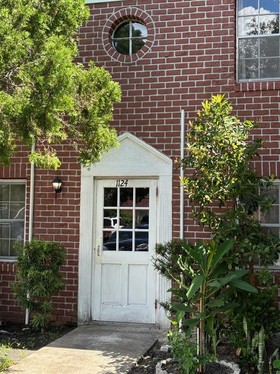 1124 85TH TERRACE #D St Petersburg, FL 33702