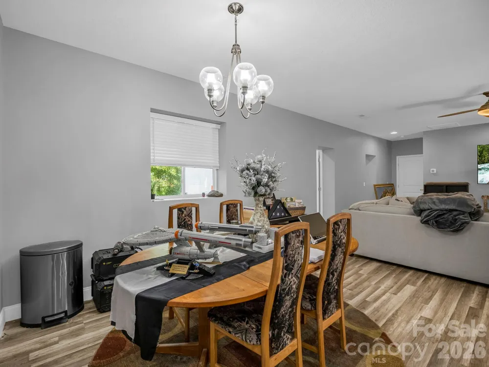 16 Starlight Drive Black Mountain, NC 28711