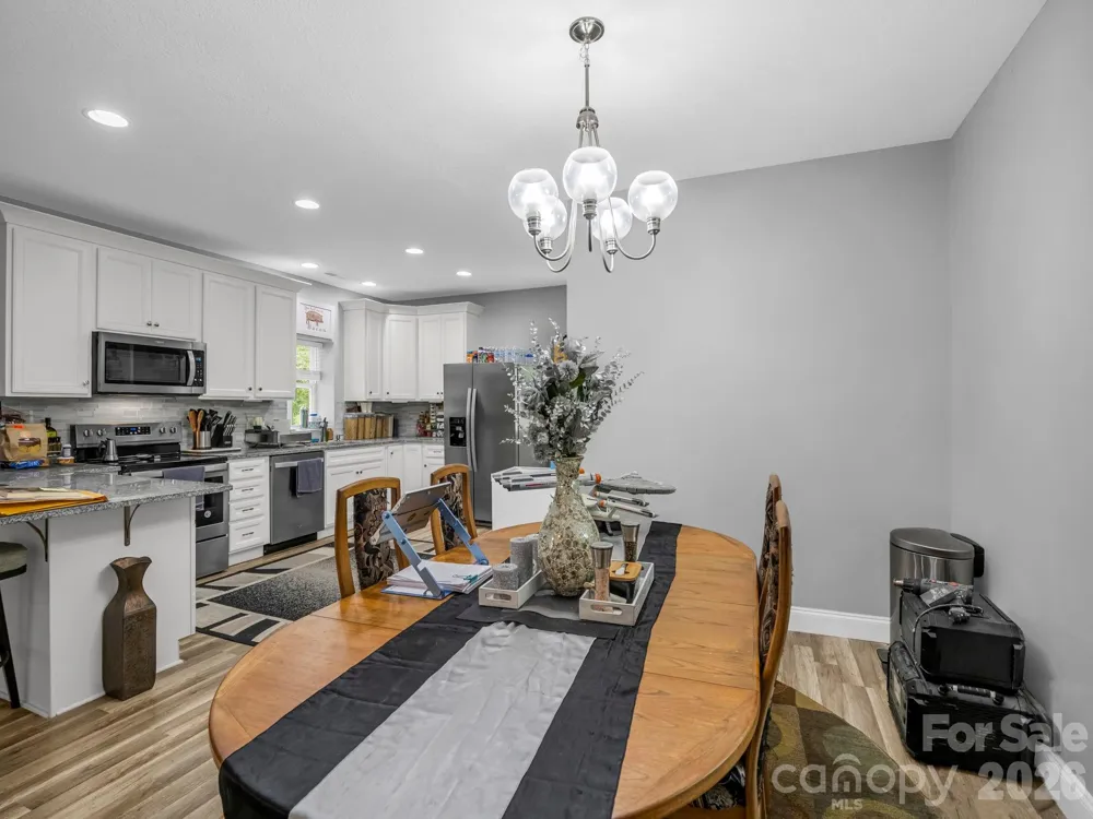 16 Starlight Drive Black Mountain, NC 28711